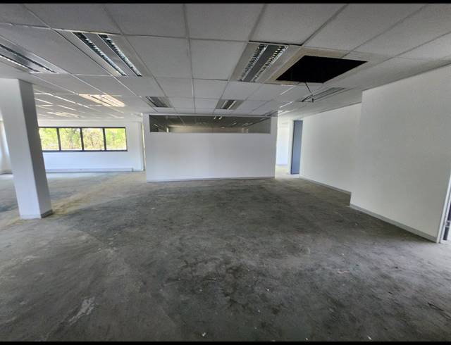 313M² RETAIL TO LET IN RANDJESPARK
